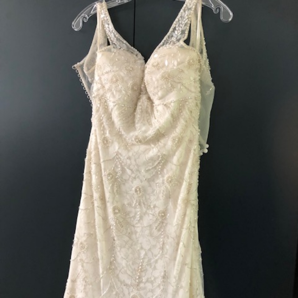 Justin Alexander Signature Collection wedding dress